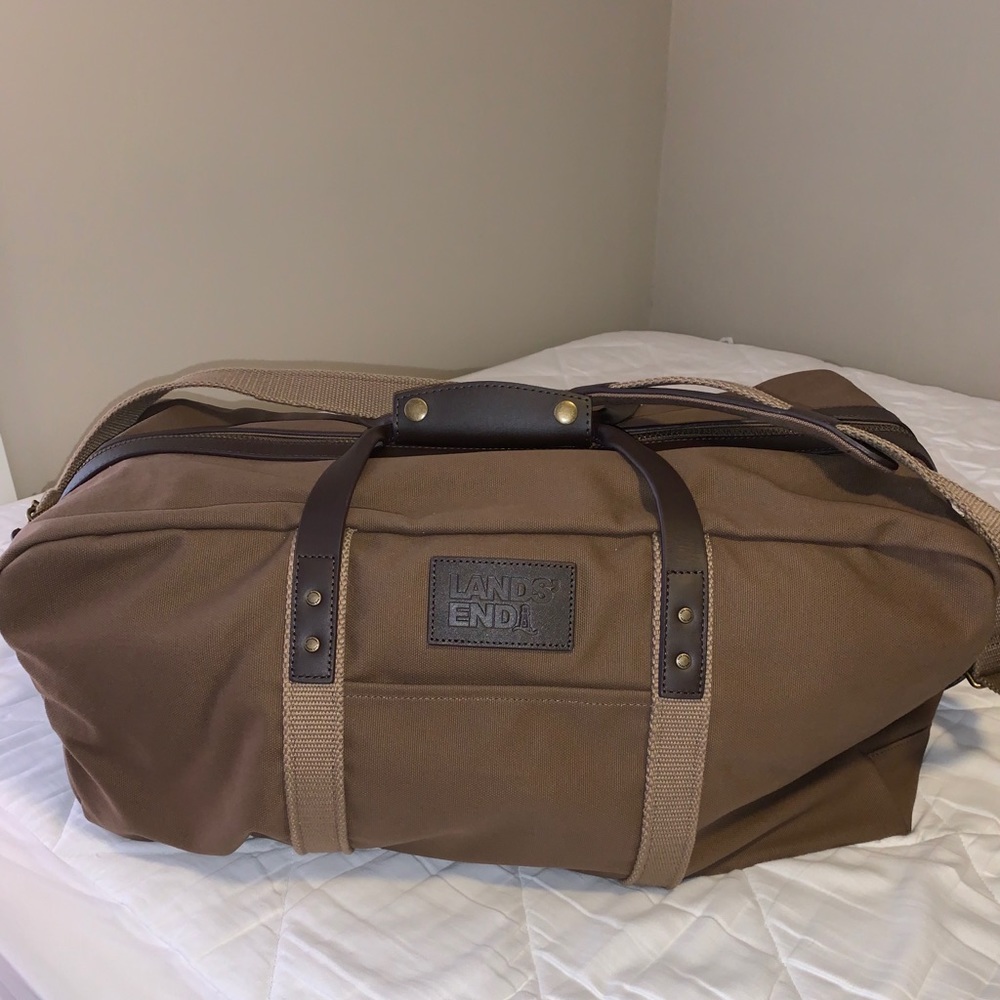 Lands End duffel bag